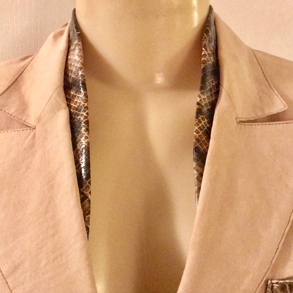 Bebe linen blazer - Picture 2 of 3
